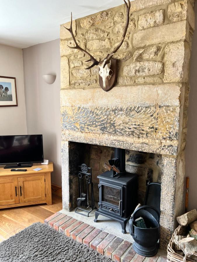 Spaniel Cottage With Views Of Ham Hill, Stoke Sub Hamdon Martock Eksteriør bilde